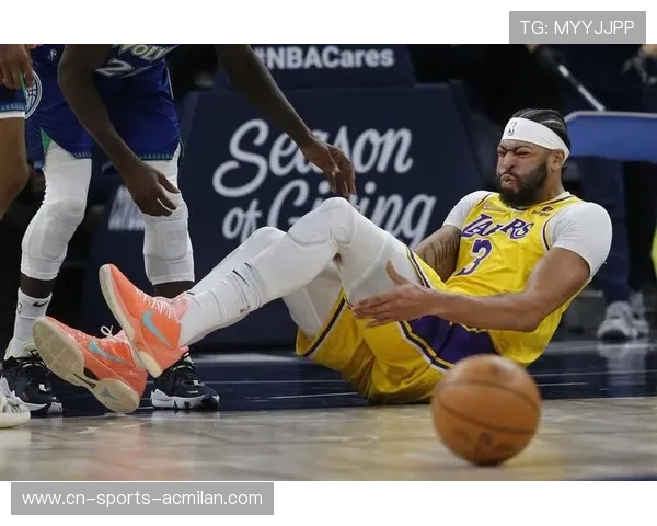 戴维斯倒地封盖震撼全场,洛杉矶死守关键时段