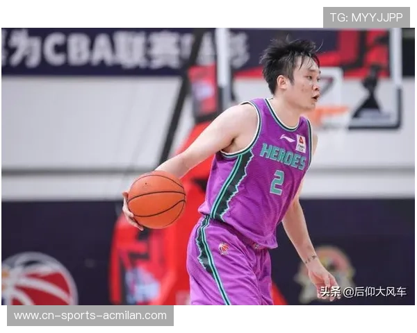 CBA南京底线切入后仰投篮命中打成2加1